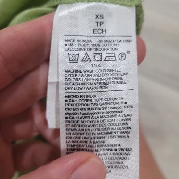 Old Navy Women's Swiss Dot Button-Down Long Sleeve Pintuck Top XS Green Bohemian - Picture 9 of 9